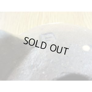 画像6: 丸三ッ足鉢/4号/焼〆