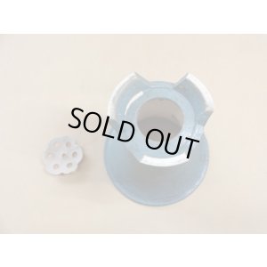 画像3: 青銅ウチョウラン鉢 4号(鉢底サナ付き)