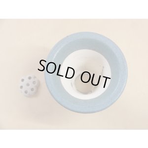 画像2: 青銅ウチョウラン鉢 4号(鉢底サナ付き)