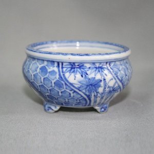 画像4: 九谷焼(瑛生)染付松竹梅文様2号丸鉢