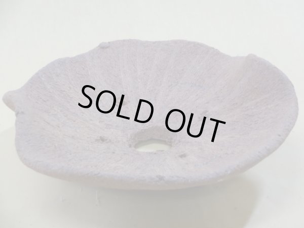 画像2: 焼〆二方曲げ鉢/7号 (2)