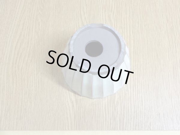 画像3: 3号 クリーム菊型 (3)